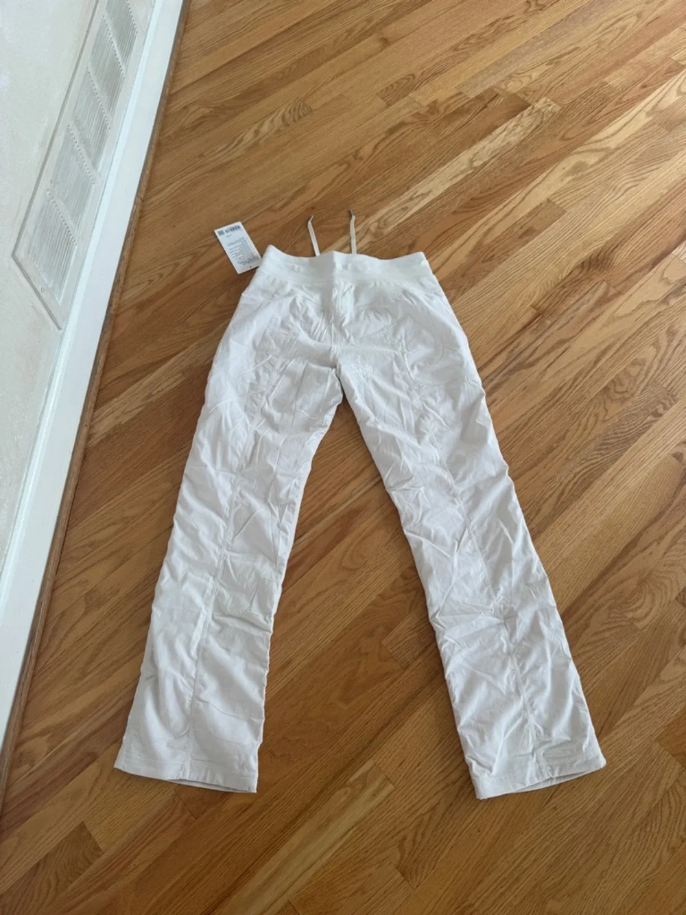 Lululemon dance studio MR lined pants regular size 6 white